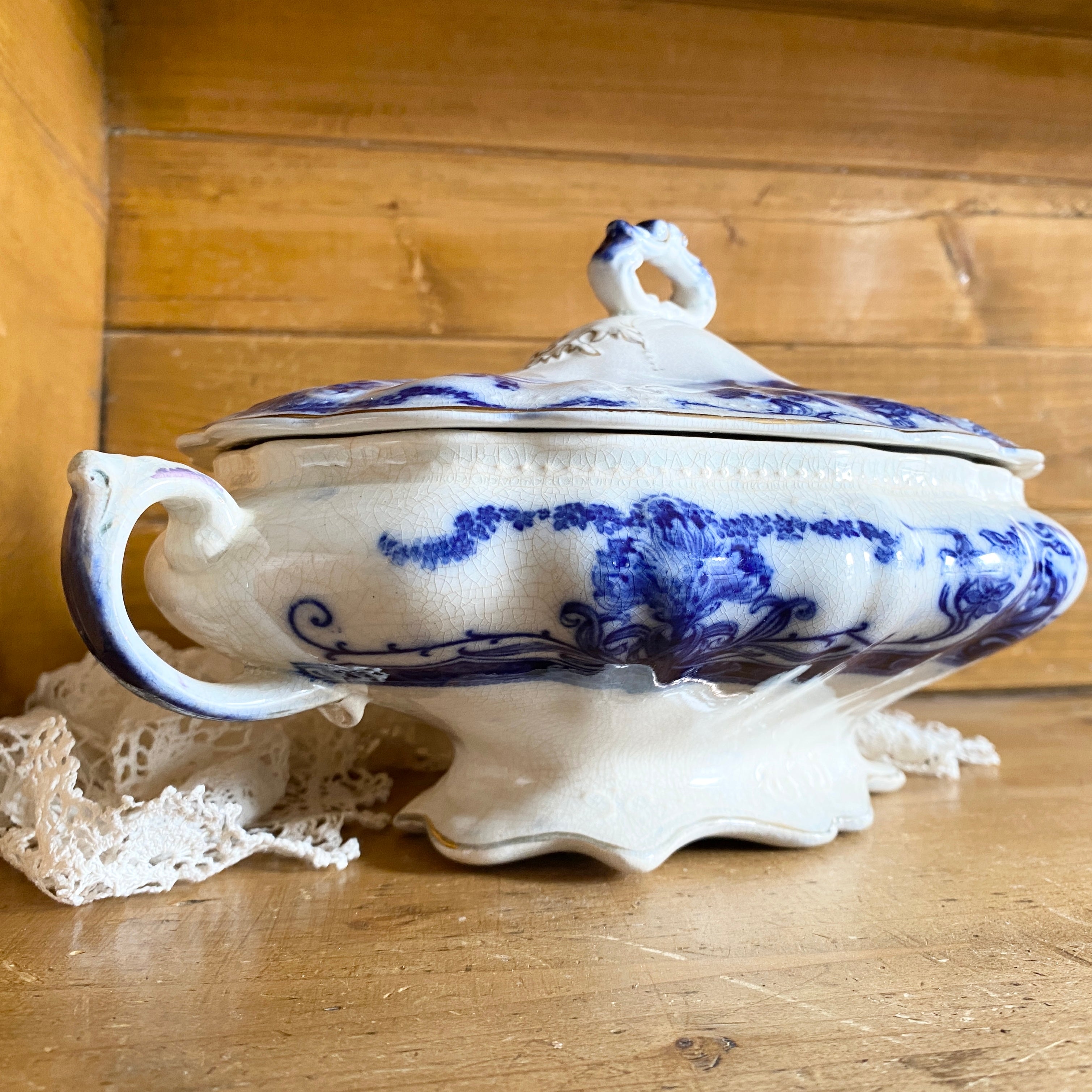 Blue and white antique dishes best sale