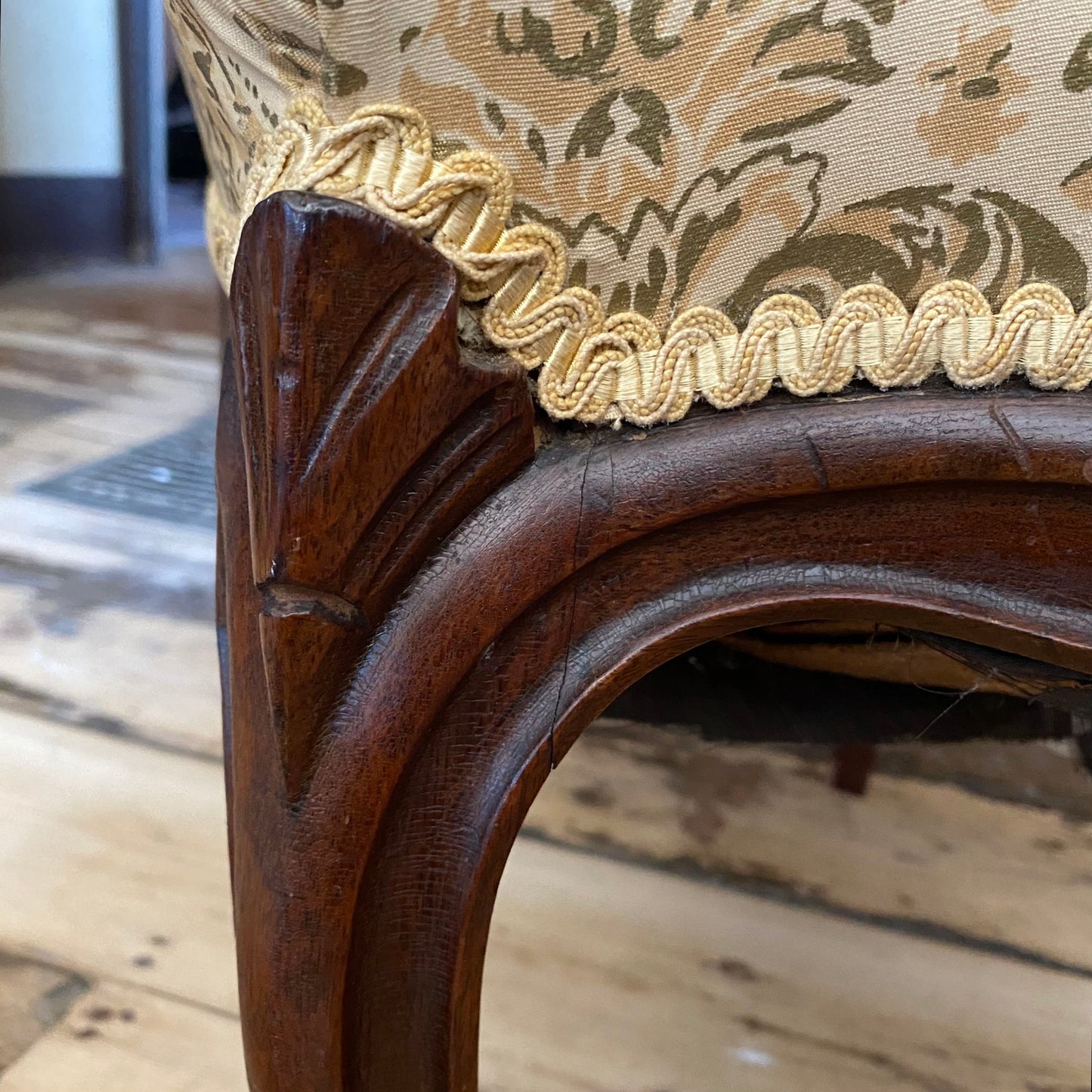 Victorian Balloon Back Parlour Chair