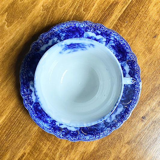 Flow Blue Teacup & Saucer 'Accacia'